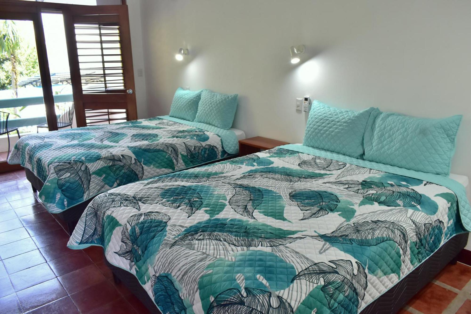 Hotel Planeta Sano Мануэль-Антонио Экстерьер фото