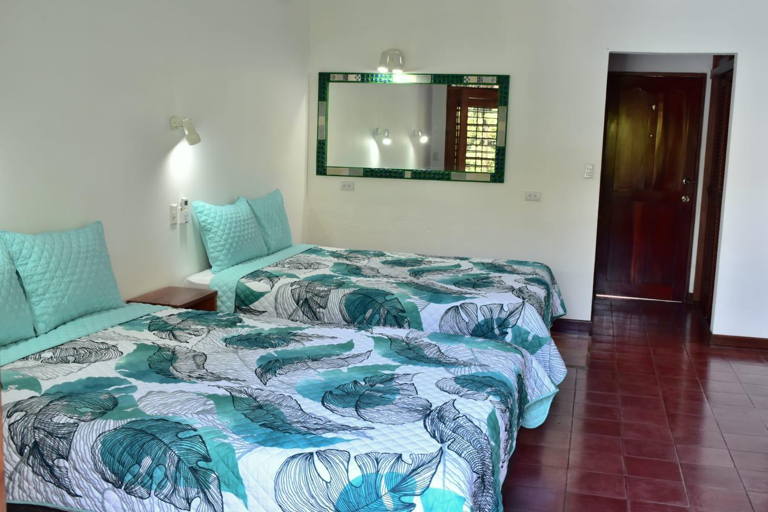 Hotel Planeta Sano Мануэль-Антонио Экстерьер фото