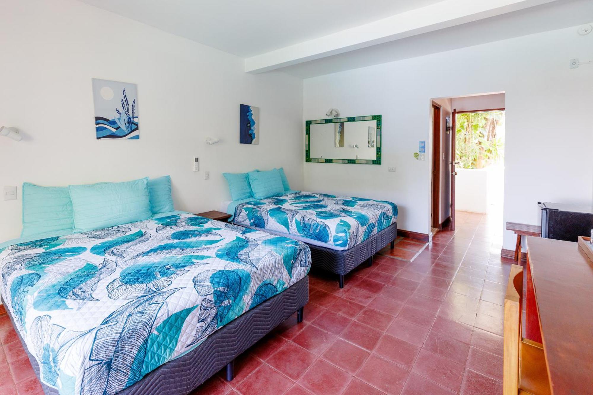 Hotel Planeta Sano Мануэль-Антонио Экстерьер фото